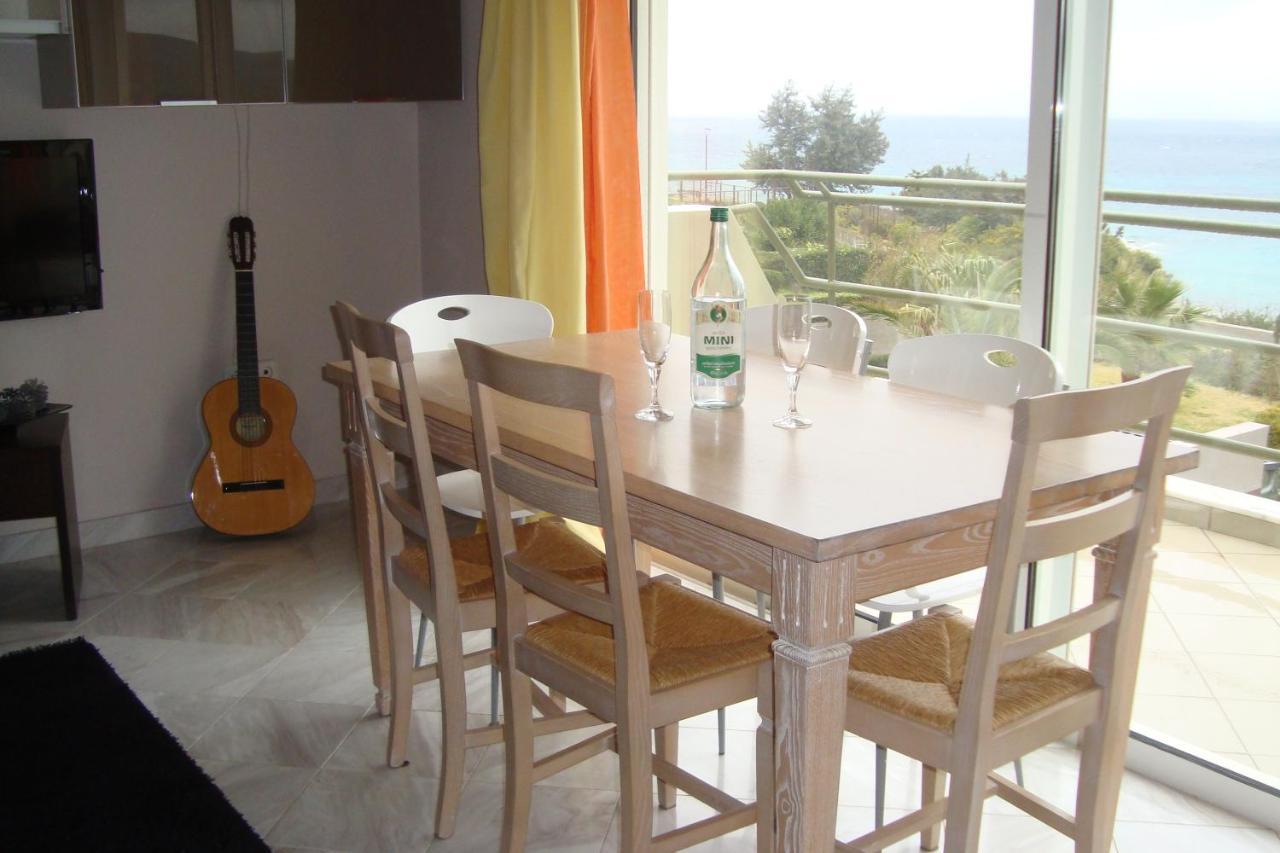 La Casa A Mare Appartement Artemida  Buitenkant foto